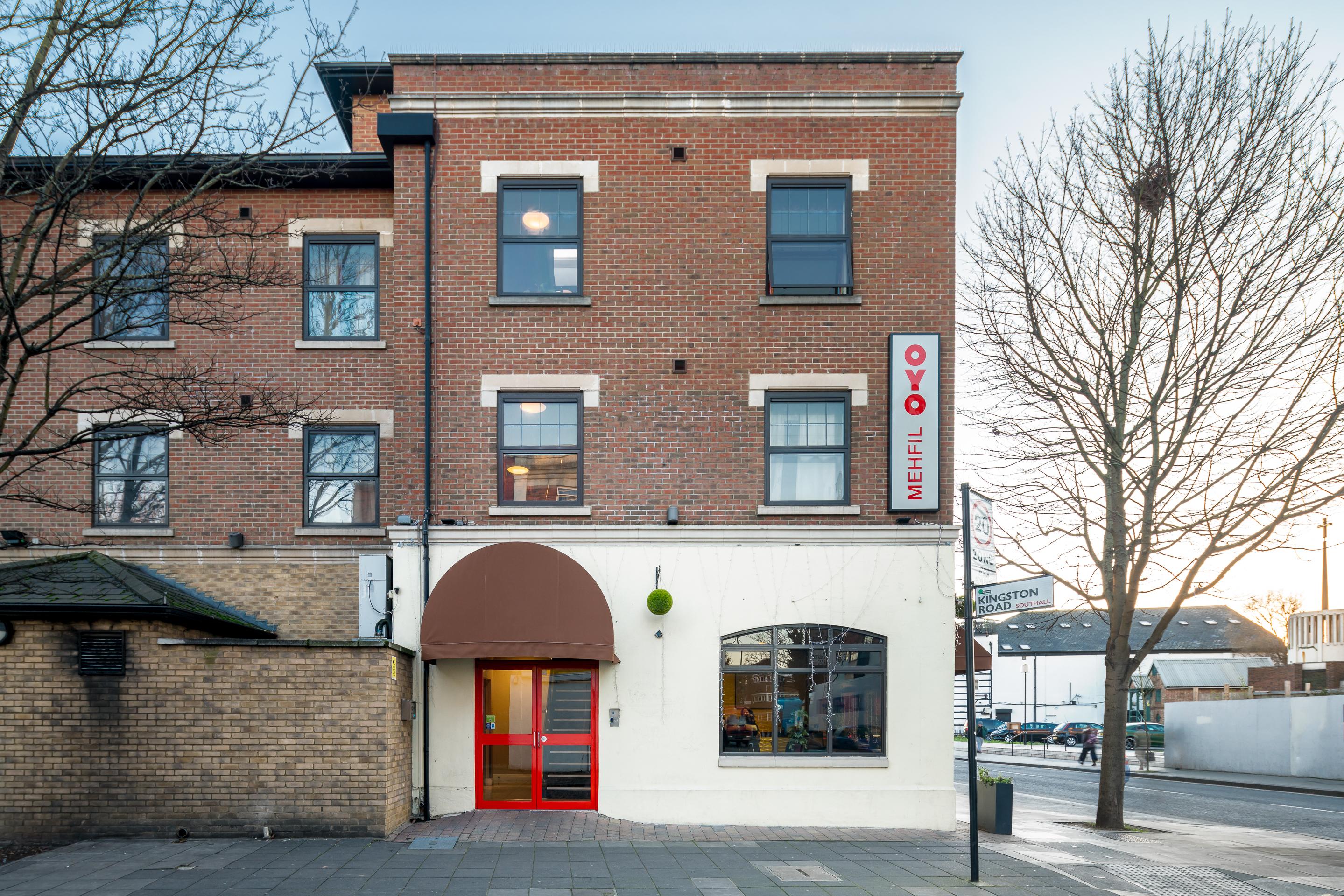 Mehfil Hotel Hillingdon Eksteriør billede