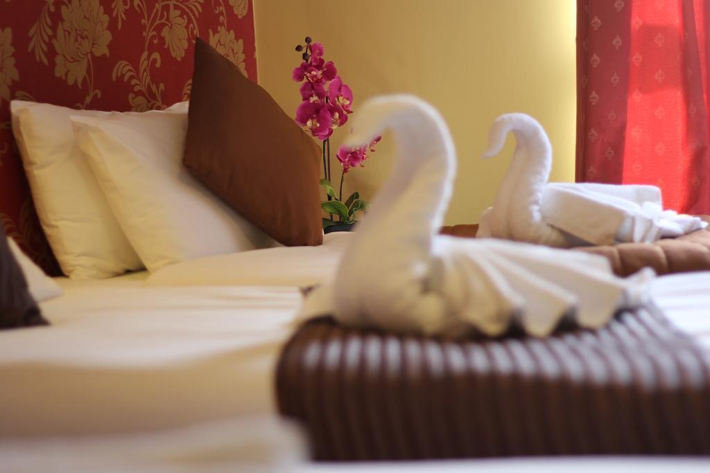 Mehfil Hotel Hillingdon Eksteriør billede